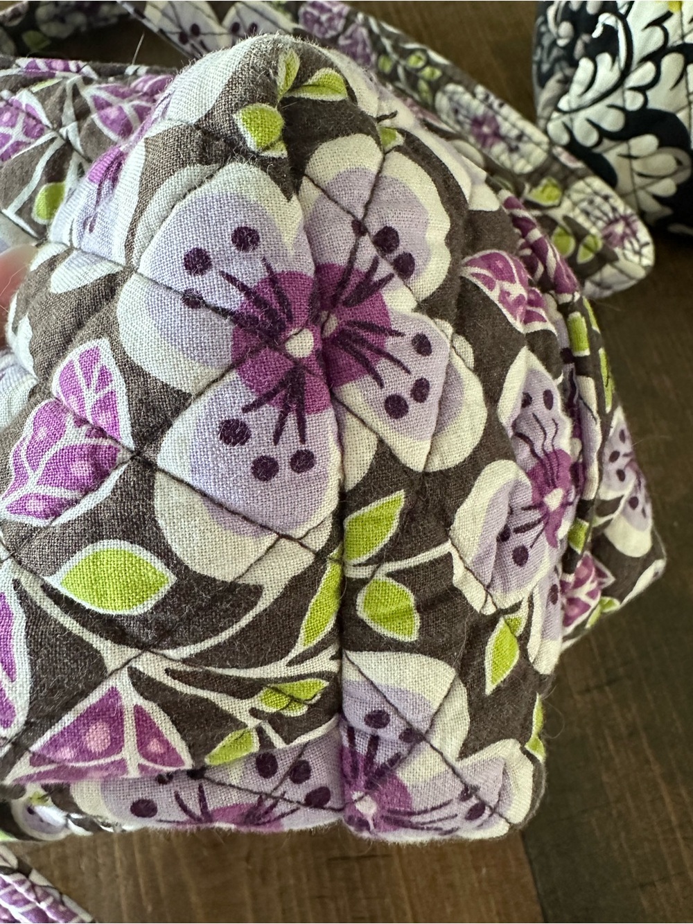Vera Bradley Plum Petal Retired Large Quilted Tote w/ Matching Pouch - Picture 9 of 9